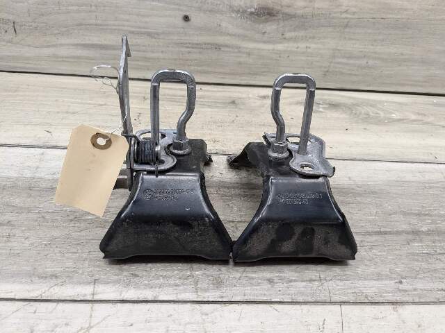 14-19 OEM BMW F15 F85 X5 F16 F86 X6 Hood Hardware Safety Latch Hook SET