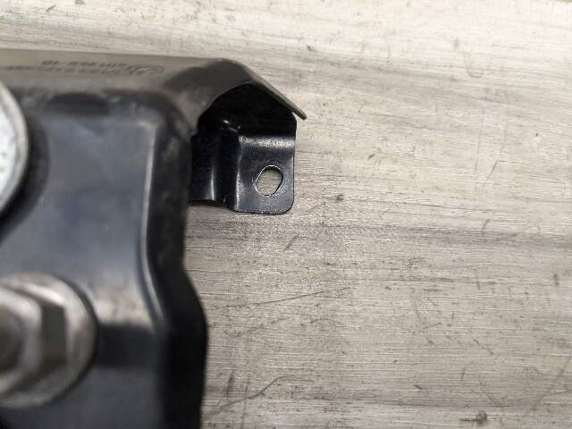 14-19 OEM BMW F15 F85 X5 F16 F86 X6 Hood Hardware Safety Latch Hook SET