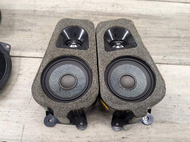 14-19 OEM BMW F15 F16 F85 F86 X5 X6 Stereo Audio Speakers Top Harman Kardon
