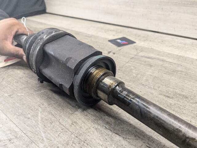 07-13 OEM BMW E70 E71 X5 X6 Front Right Passenger Side Output CVAxle Shaft FR