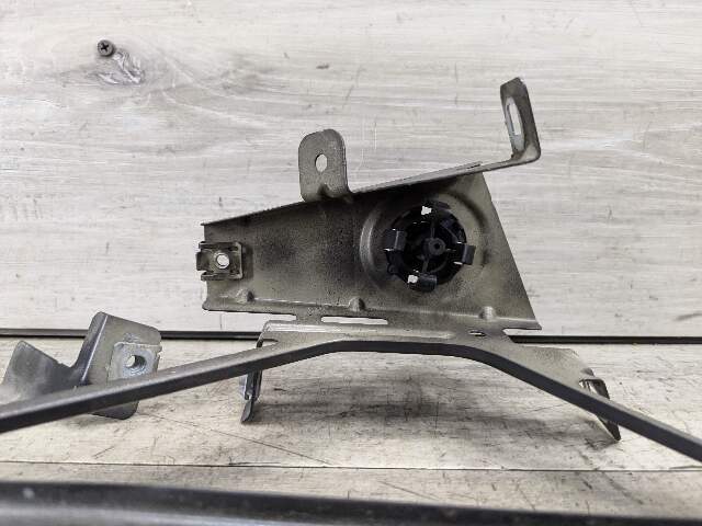 09-15 OEM BMW F01 F02 Front Left Driver Side Fender Bracket Wing Holder SET