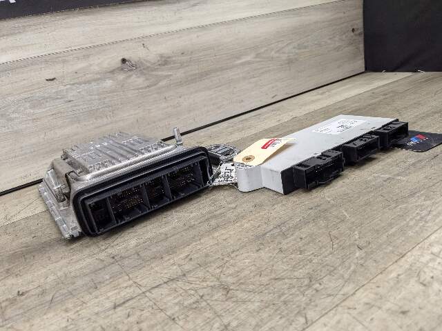 *OEM BMW F01 F02 F12 F13 DME ECU CAS N63 Engine Control Unit Module Computer SET