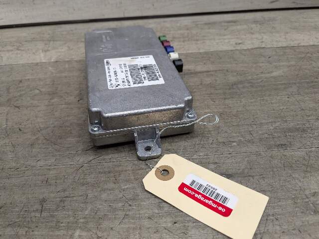 12-18 OEM BMW F30 F10 F06 F80 F02 Top Rear Side View Camera Control Module ECU