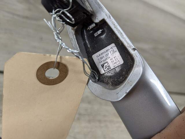 OEM BMW M2 F22 F30 F36 F32 M3 M4 COMFORT ACCESS Driver Door Handle Silver A83