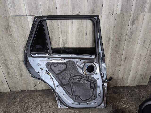 SCRATCHES* 14-18 OEM BMW F15 F85 X5 REAR LEFT Driver Side Door Shell Panel Gray