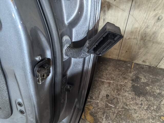 SCRATCHES* 14-18 OEM BMW F15 F85 X5 REAR LEFT Driver Side Door Shell Panel Gray