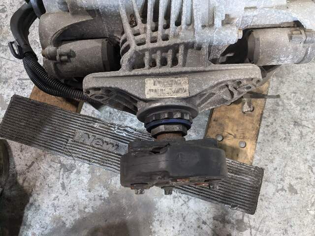 14-19 OEM BMW F85 X5M F86 X6M REAR Axle Diff Differential Carrier Ratio 3.15 79k