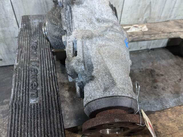 09-12 OEM BMW F01 F02 750 AWD Front Differential Axle Carrier Ratio 3.46 177k