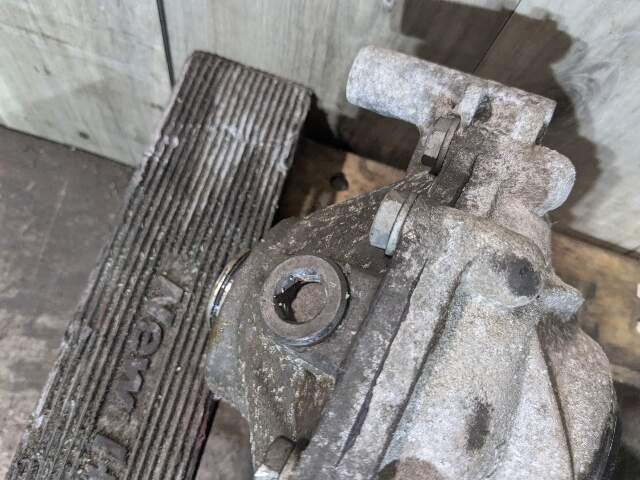 09-12 OEM BMW F01 F02 750 AWD Front Differential Axle Carrier Ratio 3.46 177k