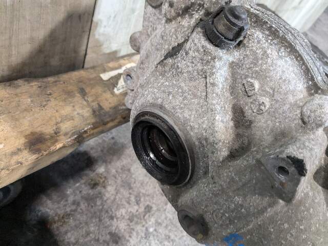 09-12 OEM BMW F01 F02 750 AWD Front Differential Axle Carrier Ratio 3.46 177k