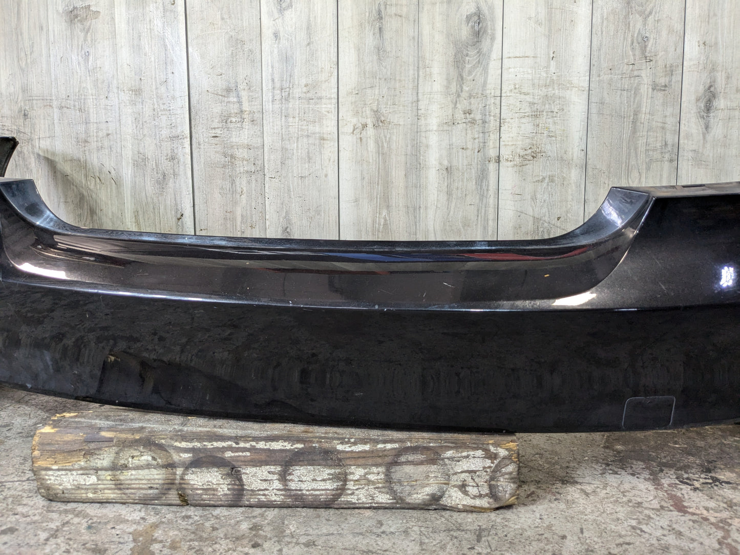 NOTE* 08-13 OEM BMW E88 E82 135i M-Sport Rear Bumper Cover W/O PDC Black