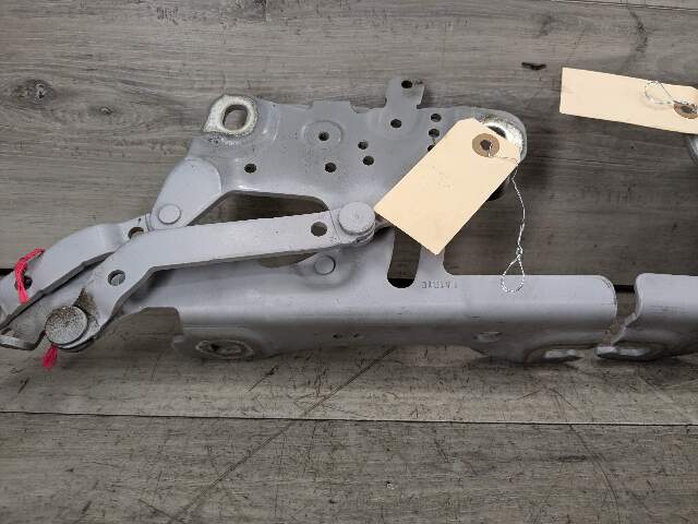 12-20 OEM BMW M2 F22 F30 F33 F32 F87 Hood Front Right Left Side Hood Hinge PAIR