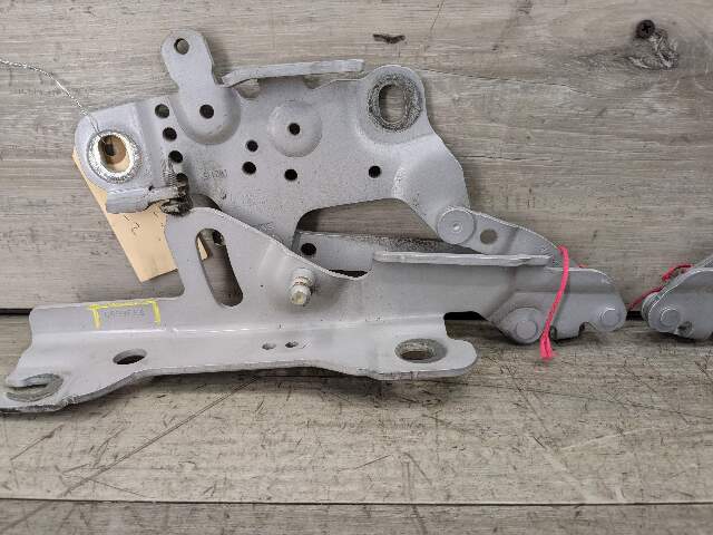 12-20 OEM BMW M2 F22 F30 F33 F32 F87 Hood Front Right Left Side Hood Hinge PAIR
