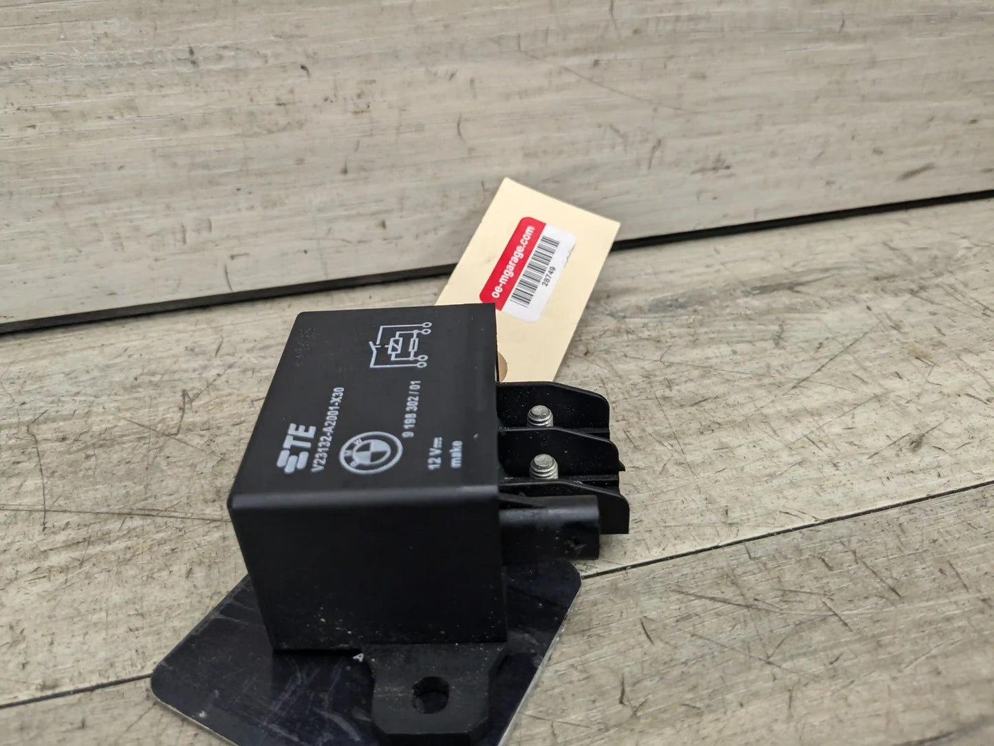 OEM BMW F10 F13 F02 F30 F32 F06 F80 F82 M3 M4 M6 Cooling Fan Relay Control 130A