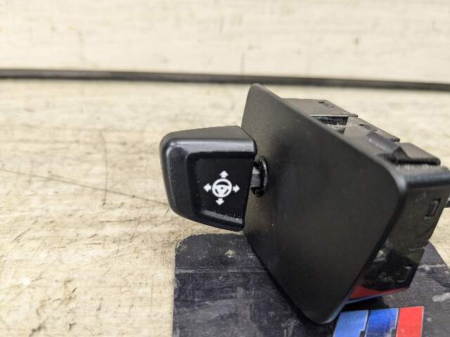 12-19 OEM BMW F15 F16 F85 F86 X5 X6 M Steering Column Adjuster Control Switch