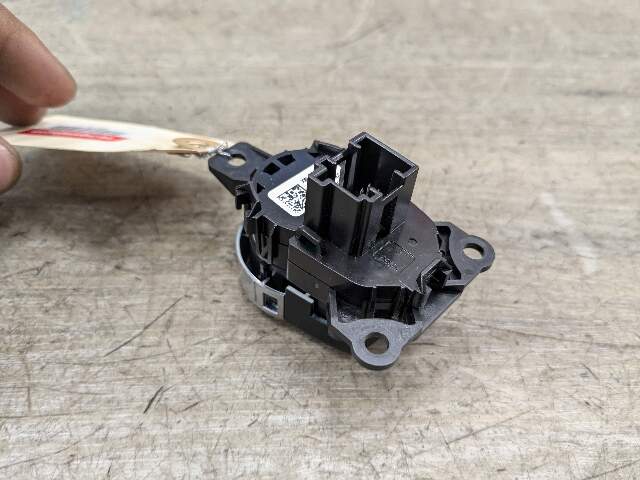 14-19 OEM BMW F15 F85 F86 X5 X5M X6 X6M Auto Start Stop Ignition Button Switch
