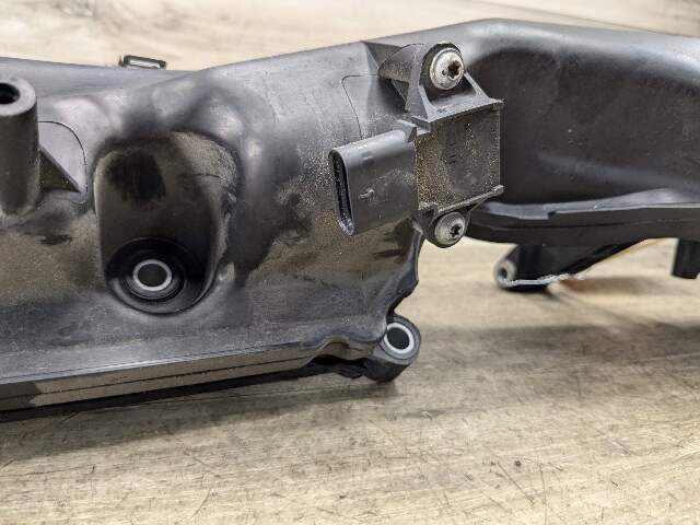 10-19 BMW 550 650 F10 F12 X5M X6M Driver Side Engine S63 Intake Manifold 5-8