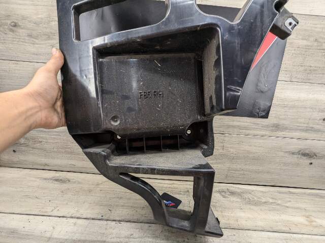 14-18 OEM BMW F85 X5M REAR Right Passenger Bumper Bracket Guide Support Mount