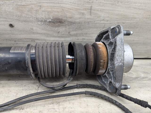NOTE* 14-19 OEM BMW F85 F86 X5M X6M Rear Right Side Suspension Shock Absorber