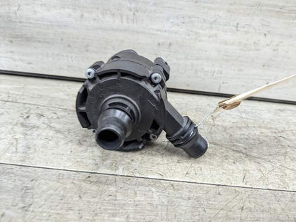 OEM BMW F23 F30 F32 F36 F80 F82 M3 Engine B46 S55 Auxiliary Coolant water Pump