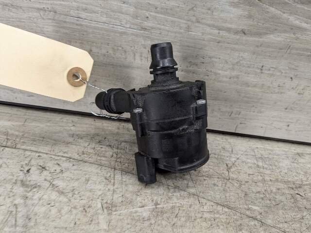 OEM BMW F23 F30 F32 F36 F80 F82 M3 Engine B46 S55 Auxiliary Coolant water Pump