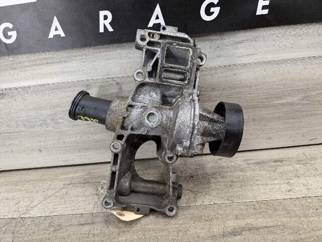 16-19 OEM BMW F30 F31 G12 340 740i Engine Coolant Pump With Support B46 B58