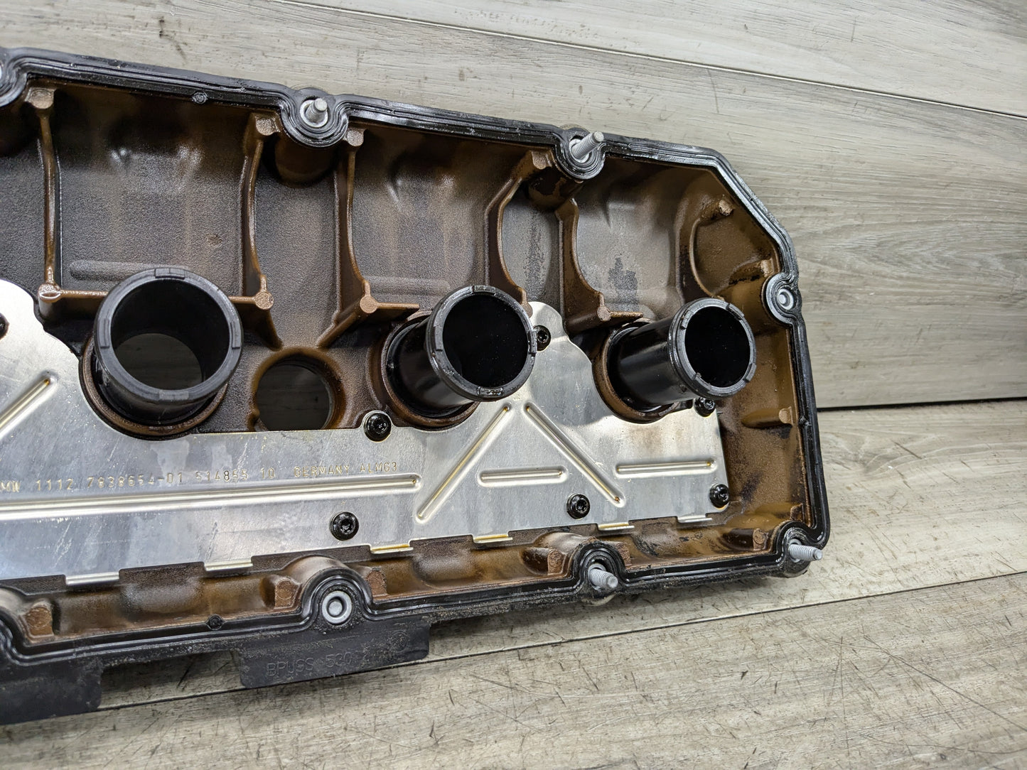 08-13 OEM BMW E90 E92 E93 M3 S65 Engine Right Head Cylinder Valve Cover Cyl. 1-4