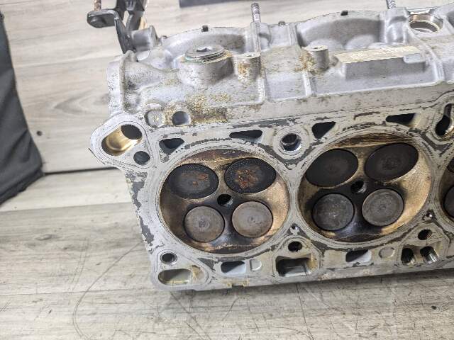 06-13 OEM BMW E90 E92 E93 Engine S65 Driver Left Side Cylinder Head