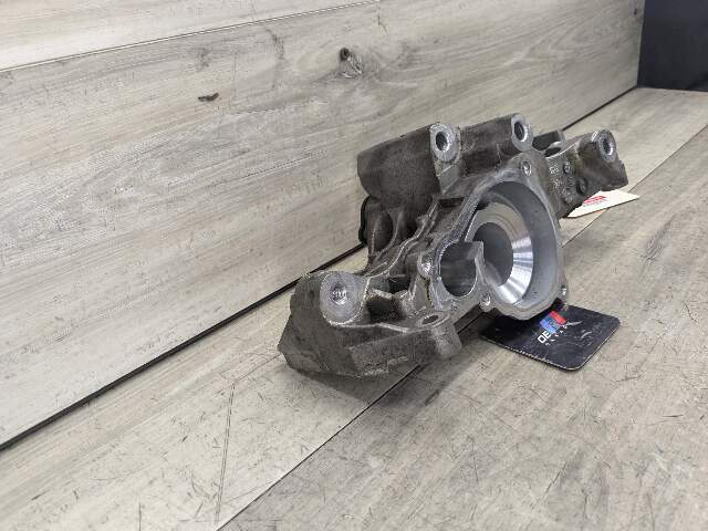 OEM BMW F22 F23 F30 G01 G02 230 330 X3 Engine Coolant Pump With Support B46 B48