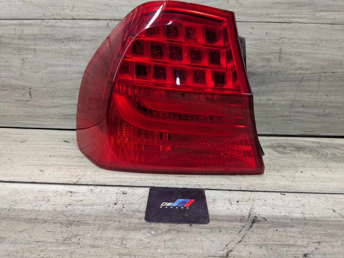 09-11 OEM BMW E90 328 335 LCI Sedan Rear Left Driver Side Outer Tail Light