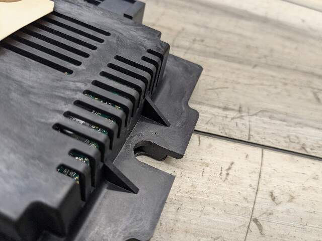 11-13 OEM BMW E92 AHL FRM FRM3 3R Footwell Light Control Module
