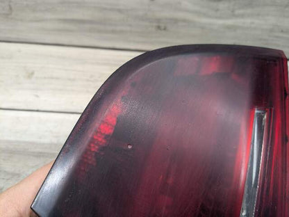 NOTE* 09-11 OEM BMW E90 LCI Sedan Rear Passenger Side Inner Tail Light Trunk Lid
