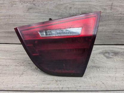 NOTE* 09-11 OEM BMW E90 LCI Sedan Rear Passenger Side Inner Tail Light Trunk Lid