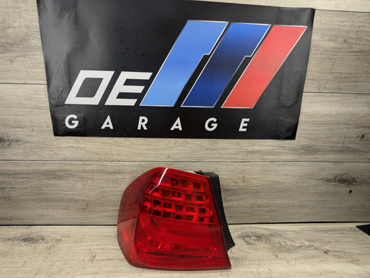 09-11 *TYC* BMW E90 328 335 LCI Sedan Rear Left Driver Side Outer Tail Light