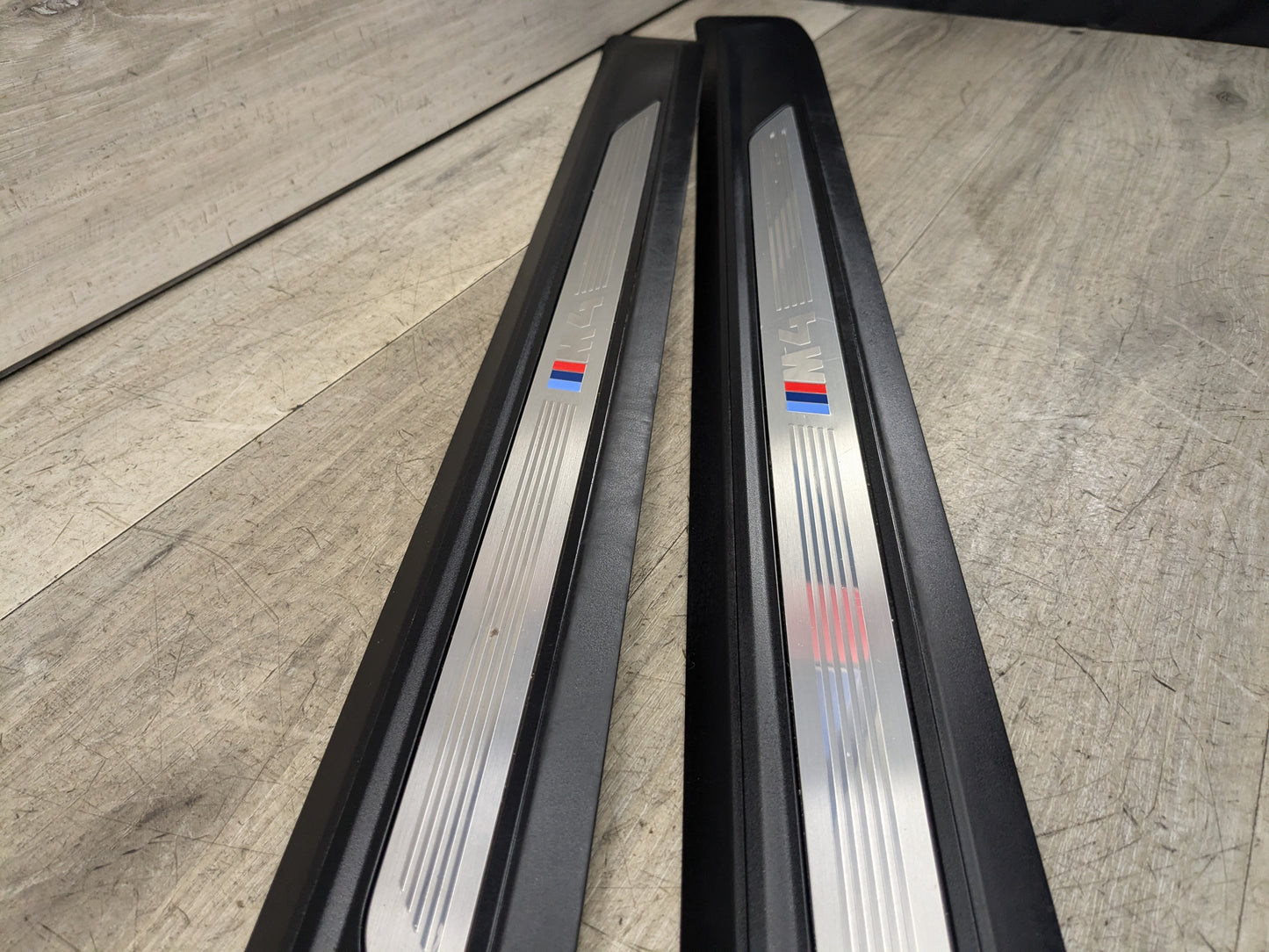 NOTE* OEM BMW F82 M4 Coupe Door Sill Plate Molding Trim Left Right SET M SPORT