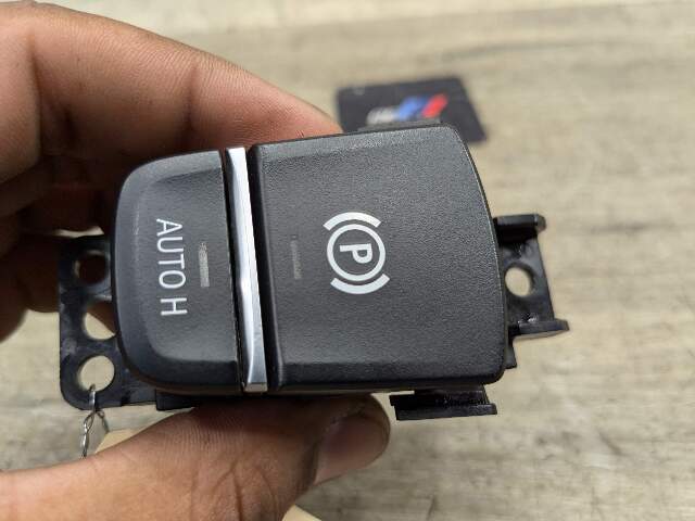 OEM BMW F90 M5 G01 G02 G30 530 540 M550 X3 Parking Brake Auto Hold Switch BLACK
