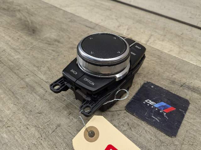 OEM BMW F90 G01 G02 G30 X3 M5 iDrive Navigation Controller Knob NBT NAV Button