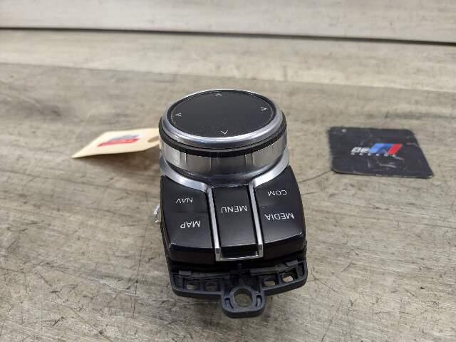 OEM BMW F90 G01 G02 G30 X3 M5 iDrive Navigation Controller Knob NBT NAV Button