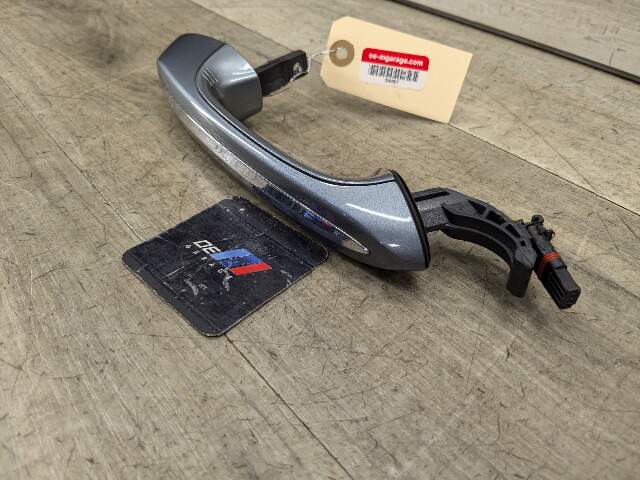 OEM BMW G30 530 540 M550 F90 M5 COMFORT ACCESS Right Passenger Door Handle