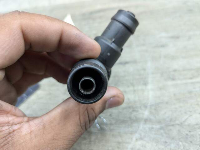 OEM BMW G01 G02 G05 G12 G20 G30 Fuel Tank Vapor Breather Valve B46 B58