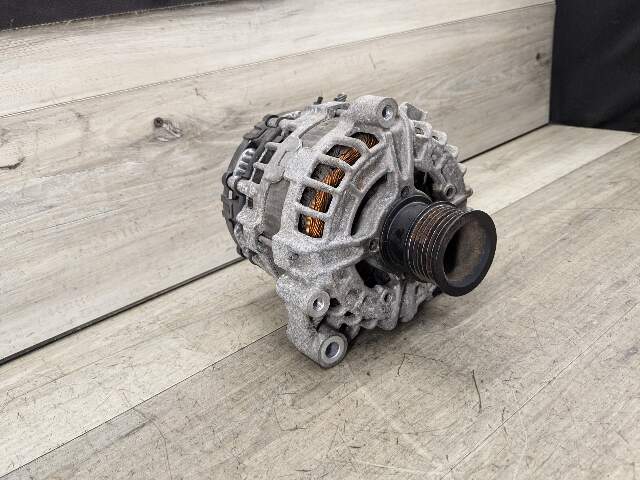 18-20 OEM BMW F32 F36 G01 G02 440 M40i Engine B58 Alternator Generator 180A