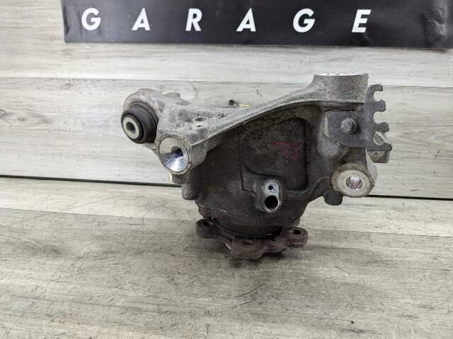 17-23 OEM BMW G30 530 540 M5550 REAR Right Passenger Hub Knuckle Bearing Carrier