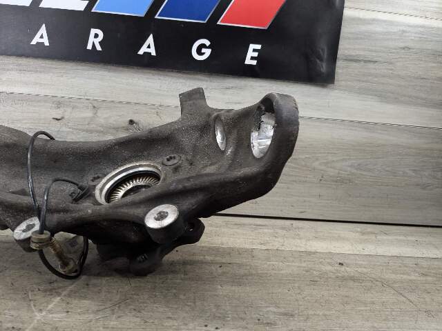 17-20 OEM BMW G30 530 540 M550 AWD Front Left Hub Spindle Knuckle Wheel Bearing