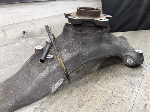 17-20 OEM BMW G30 530 540 M550 AWD Front Left Hub Spindle Knuckle Wheel Bearing