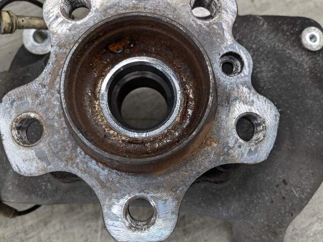 17-20 OEM BMW G30 530 540 M550 AWD Front Left Hub Spindle Knuckle Wheel Bearing