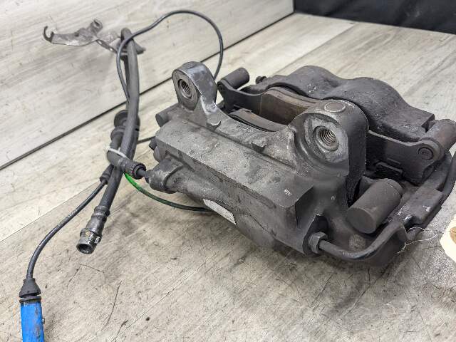 NOTE* OEM BMW G05 G06 40 G20 G22 G23 G26 430 G30 Front Left Driver Brake Caliper