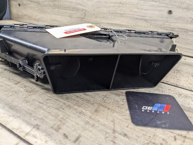 TAB BROKEN* OEM BMW E90 E91 328 335 E92 E93 335 M3 Dashboard Center Air Vents