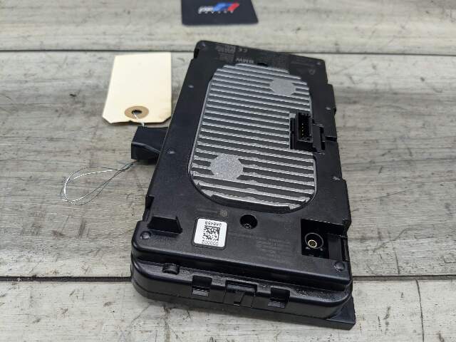 OEM BMW F90 M5 G30 540 M550 Center Console Storage Phone Car Wireless Charger