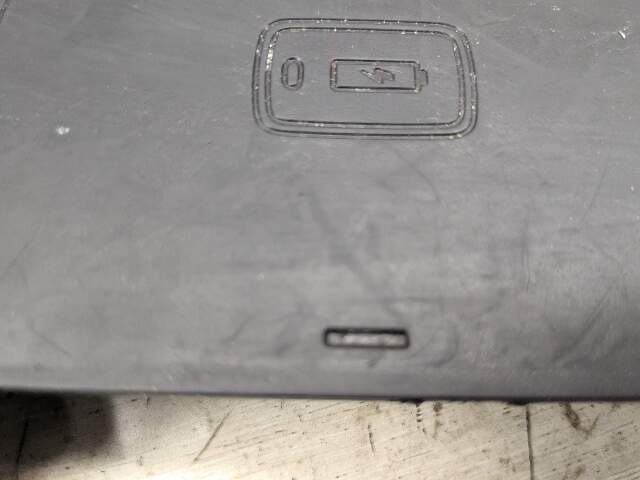 OEM BMW F90 M5 G30 540 M550 Center Console Storage Phone Car Wireless Charger