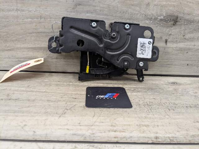 17-24 OEM BMW F44 F90 G20 G30 M5 Rear Trunk Lid Latch Lock Opener Actuator
